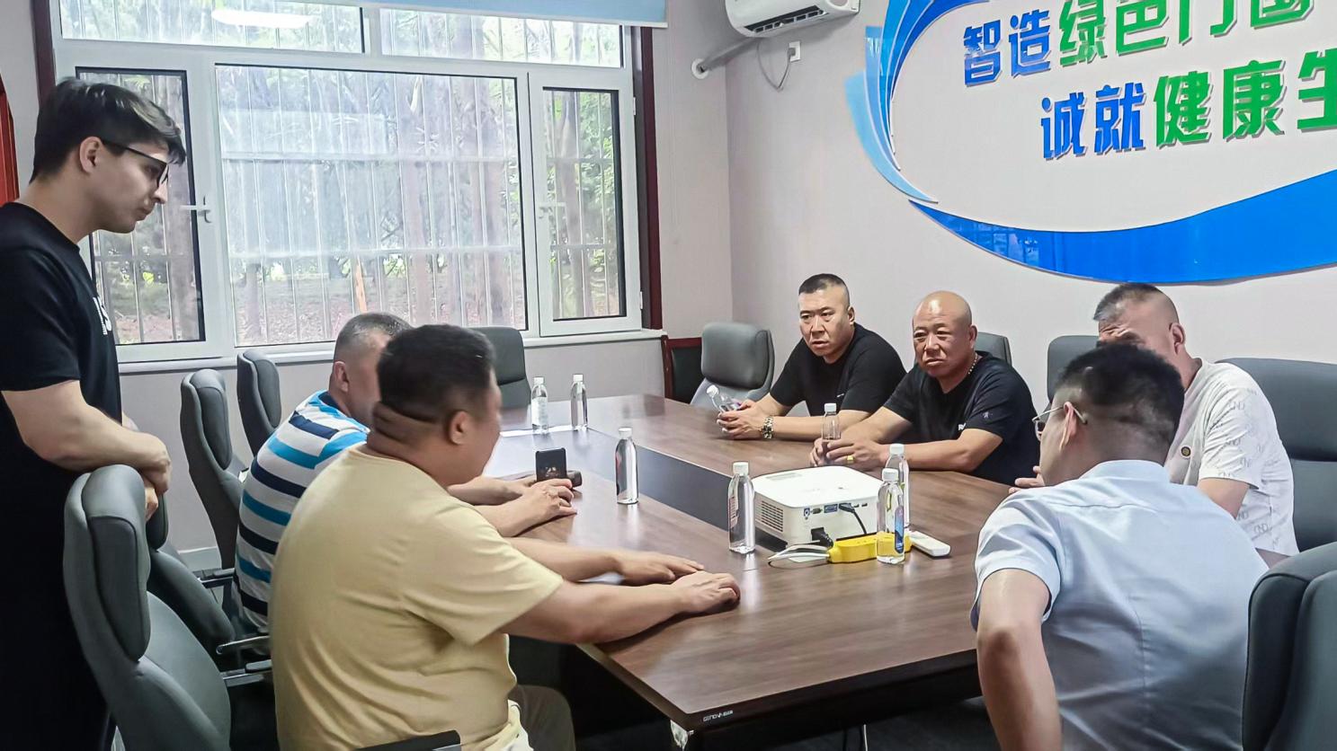俄羅斯外商深度考察康潤(rùn)，共商外貿(mào)合作新篇